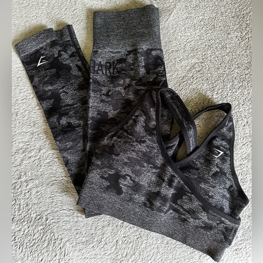 Gymshark Seamless Adapt Camo Set